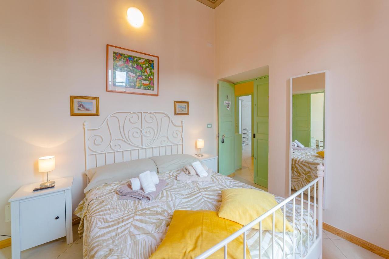B&B Bernini Финале Лигуре Екстериор снимка